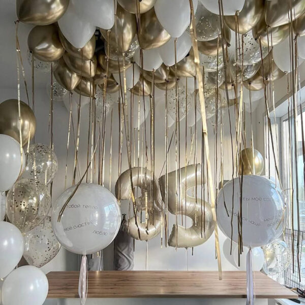 Стильное оформление шарами "Золотое величество!"