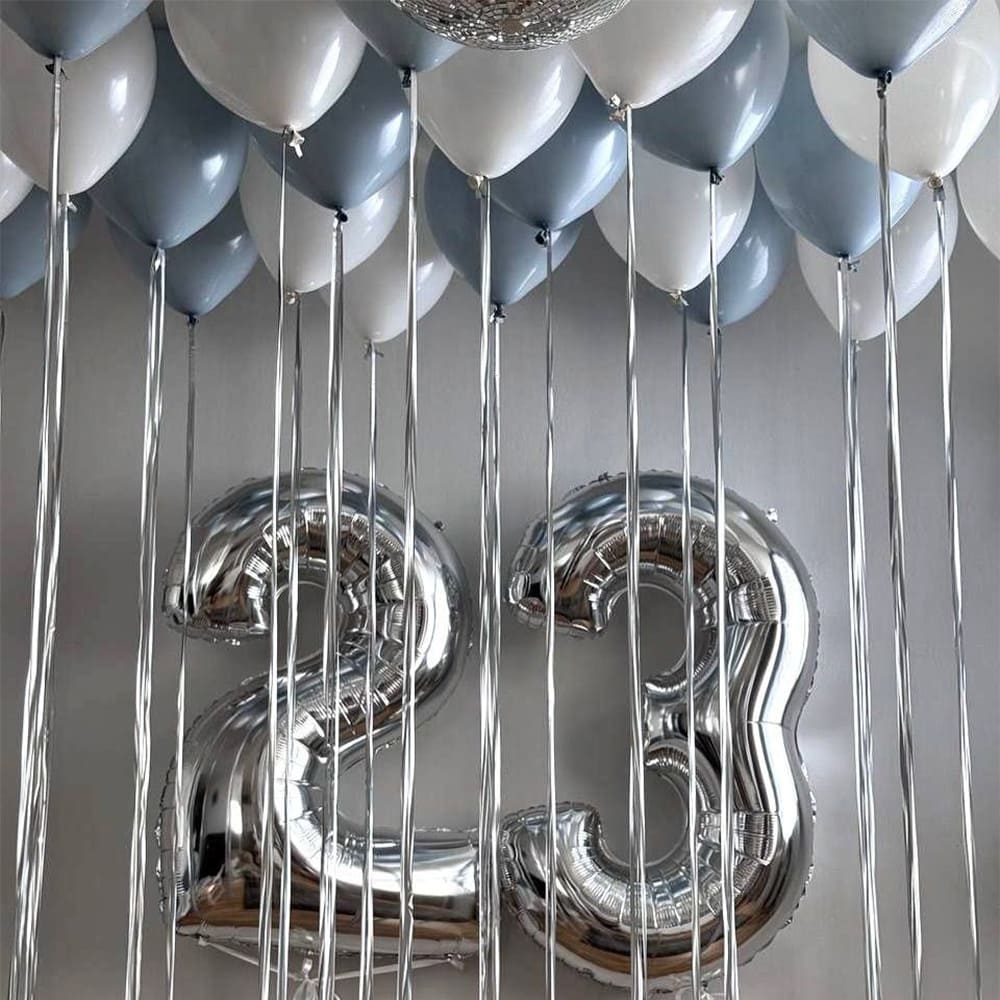 Нежное оформление шарами "Серебряный оттенок мечты"